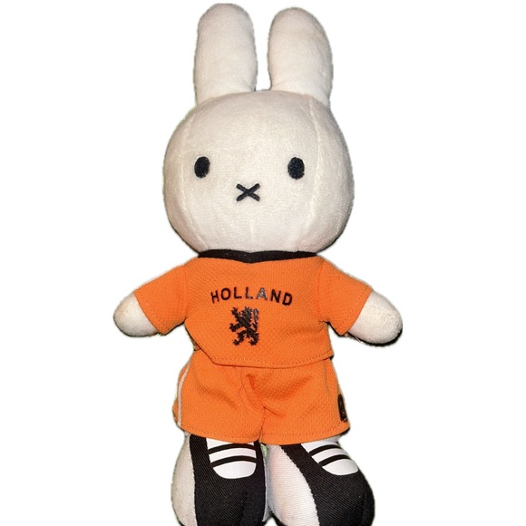 miffy holland plushie!! - Picture 1 of 2
